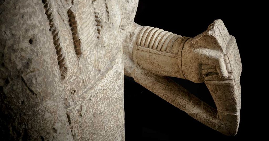 Die Nekropole mit Einzelgräbern und die außergewöhnliche Entdeckung von Statuen machen das Gebiet von Mont’e Prama einzigartig in seiner Art auf Sardinien